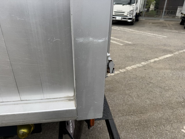 日野デュトロボトルバン小型（2t・3t）[写真34]