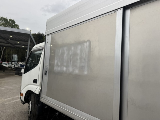 日野デュトロボトルバン小型（2t・3t）[写真35]