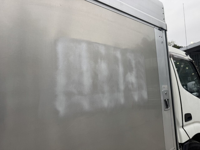 日野デュトロボトルバン小型（2t・3t）[写真38]