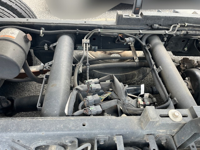 三菱ふそうキャンターダンプ小型（2t・3t）[写真20]