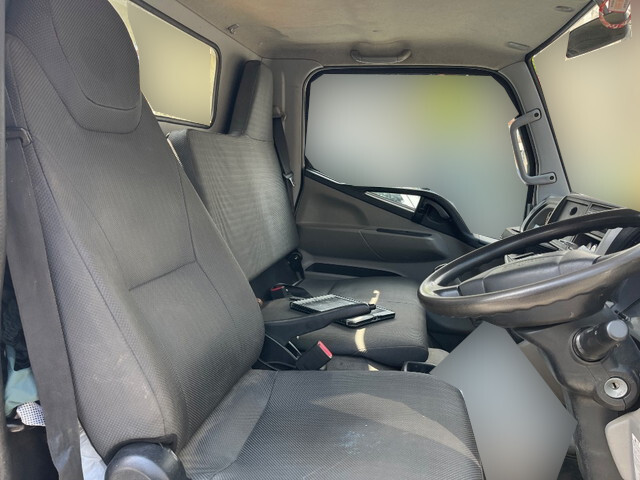 三菱ふそうキャンターダンプ小型（2t・3t）[写真29]