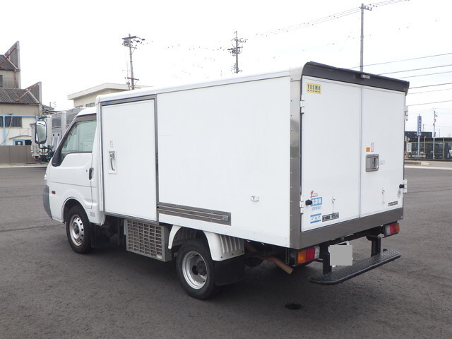 マツダボンゴ冷凍車（冷蔵車）小型（2t・3t）[写真02]