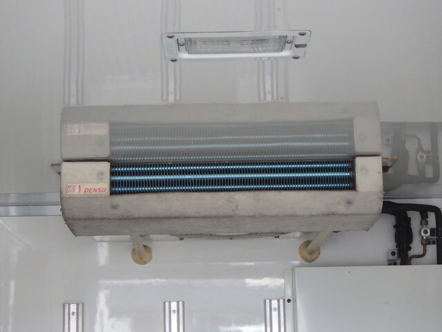 マツダボンゴ冷凍車（冷蔵車）小型（2t・3t）[写真08]