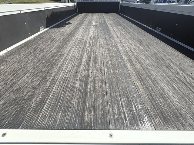 日野レンジャークレーン4段増トン（6t・8t）[写真12]