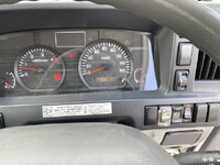 いすゞエルフ平ボディ小型（2t・3t）[写真16]