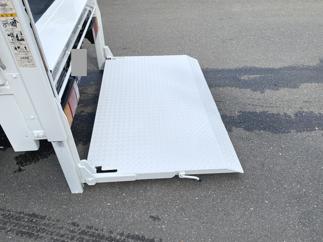 いすゞエルフ平ボディ小型（2t・3t）[写真08]