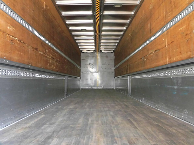 日野プロフィアアルミウイング大型（10t）[写真08]