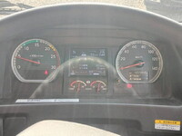 いすゞギガアルミウイング大型（10t）[写真21]