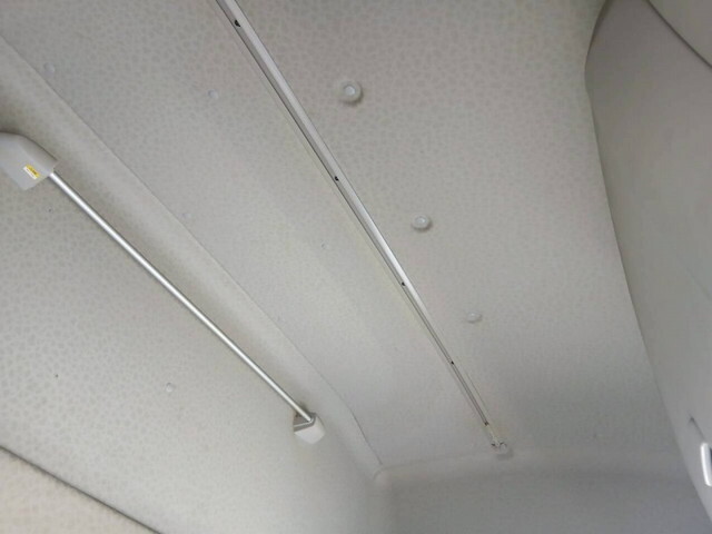 いすゞギガアルミウイング大型（10t）[写真26]