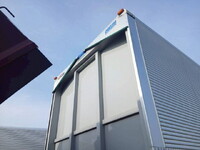 いすゞギガアルミウイング大型（10t）[写真29]