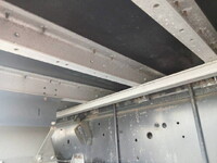 いすゞギガアルミウイング大型（10t）[写真38]