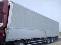 いすゞギガアルミウイング大型（10t）[写真09]