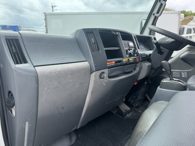 いすゞエルフクレーン4段小型（2t・3t）[写真24]