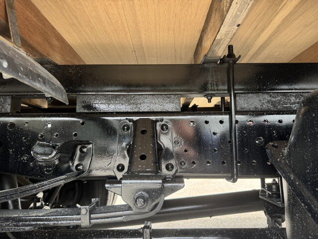 いすゞエルフクレーン4段小型（2t・3t）[写真29]