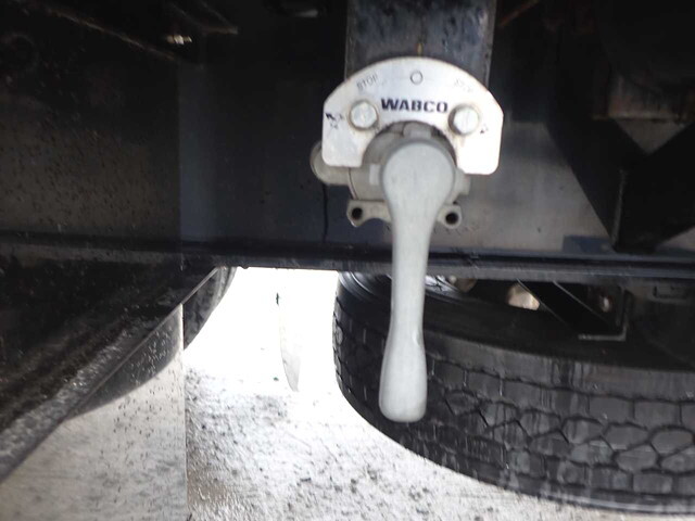 その他のメーカーその他の車種煽付平床式トレーラー大型（10t）[写真17]