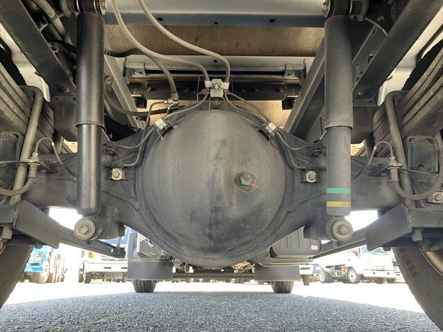 日野デュトロ平ボディ小型（2t・3t）[写真23]