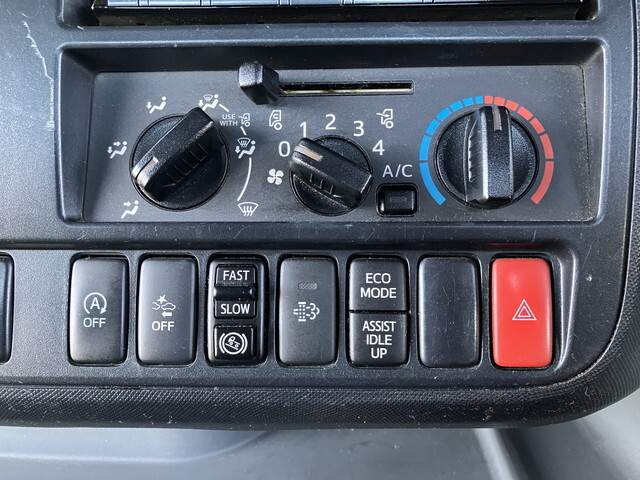 日野デュトロ平ボディ小型（2t・3t）[写真33]