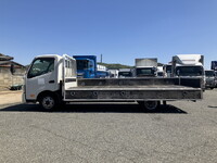 日野デュトロ平ボディ小型（2t・3t）[写真07]