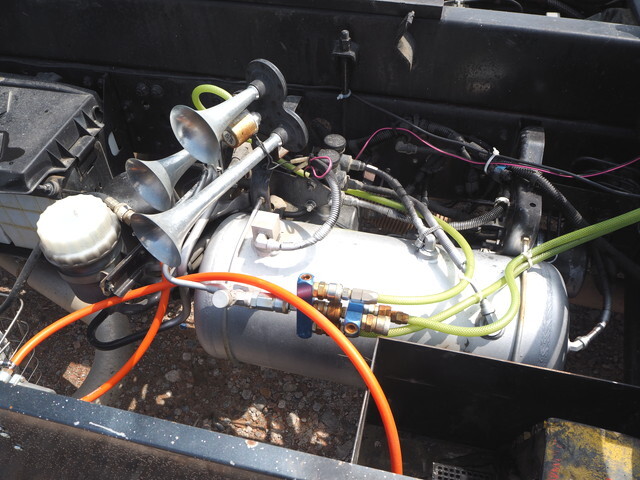 三菱ふそうファイター深ダンプ（土砂禁ダンプ）中型（4t）[写真17]