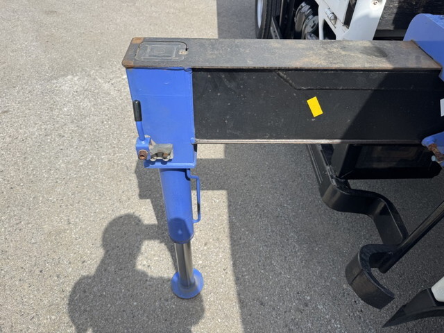 いすゞエルフクレーン3段小型（2t・3t）[写真19]