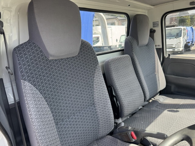 いすゞエルフクレーン3段小型（2t・3t）[写真20]