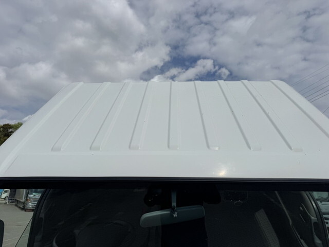 いすゞエルフクレーン3段小型（2t・3t）[写真38]