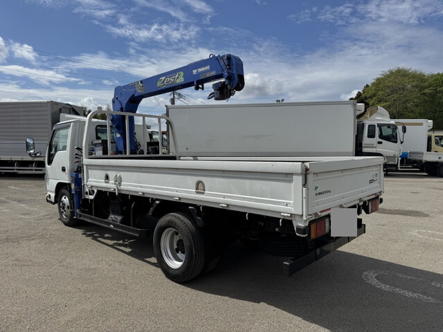 いすゞエルフクレーン3段小型（2t・3t）[写真04]