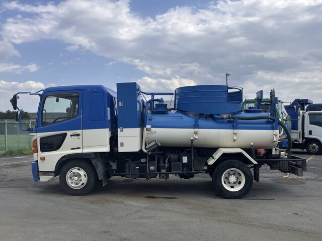 日野レンジャーバキュームカー中型（4t）[写真05]