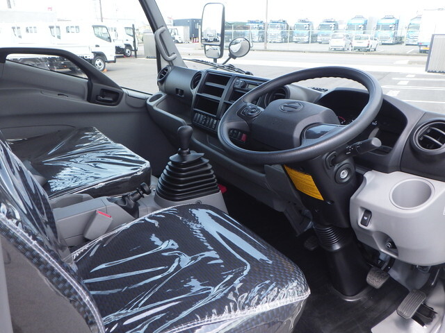 日野デュトロクレーン4段小型（2t・3t）[写真32]