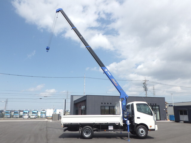 日野デュトロクレーン4段小型（2t・3t）[写真05]