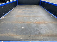 いすゞエルフ平ボディ小型（2t・3t）[写真17]