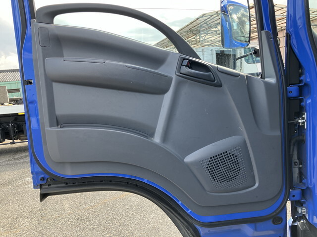 いすゞエルフ平ボディ小型（2t・3t）[写真29]