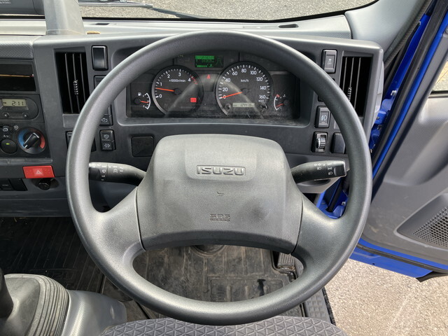 いすゞエルフ平ボディ小型（2t・3t）[写真36]