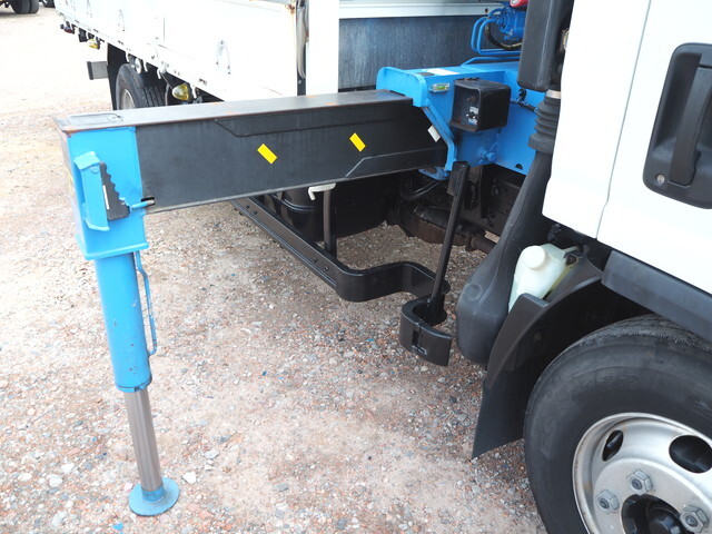 いすゞエルフクレーン5段小型（2t・3t）[写真10]