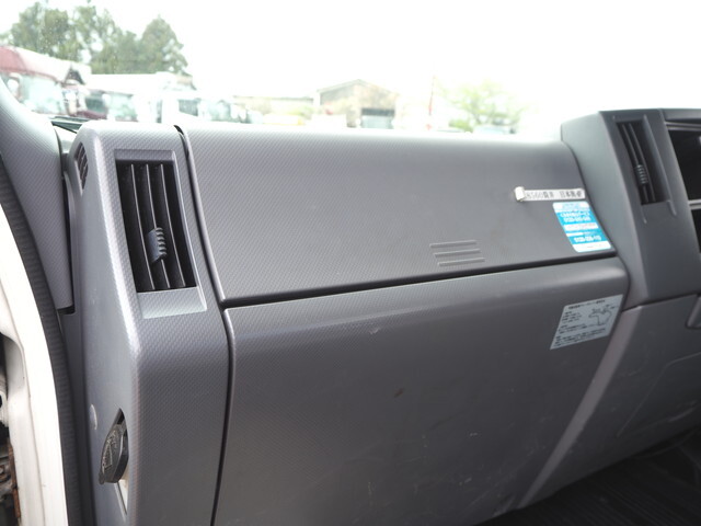 いすゞエルフクレーン5段小型（2t・3t）[写真33]