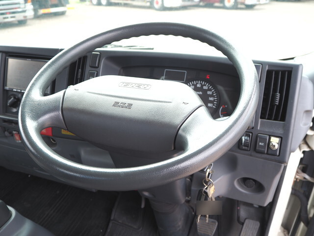 いすゞエルフクレーン5段小型（2t・3t）[写真38]