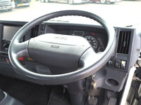 いすゞエルフクレーン5段小型（2t・3t）[写真39]