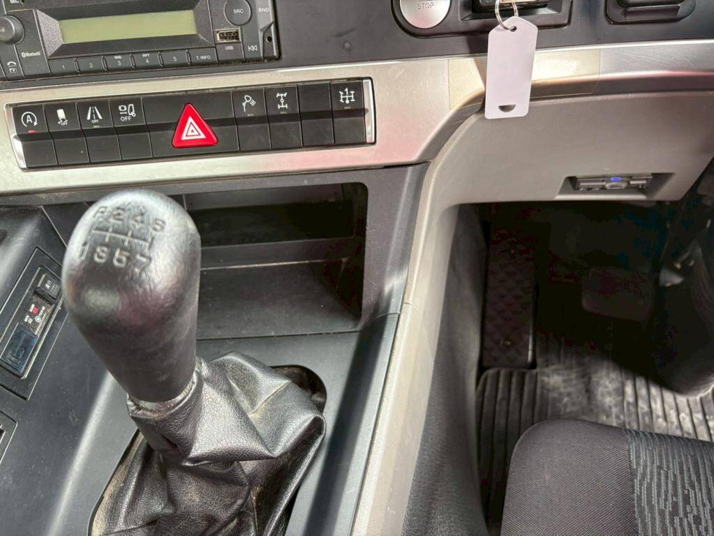 三菱ふそうスーパーグレートダンプ大型（10t）[写真22]