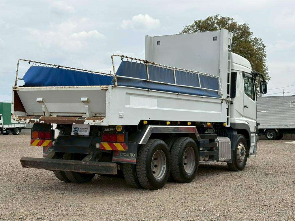 三菱ふそうスーパーグレートダンプ大型（10t）[写真04]