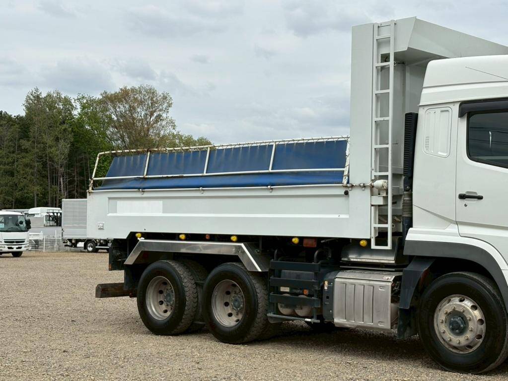 三菱ふそうスーパーグレートダンプ大型（10t）[写真05]