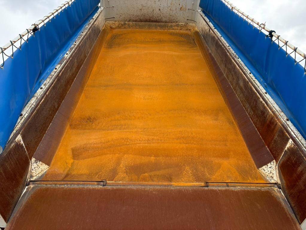 三菱ふそうスーパーグレートダンプ大型（10t）[写真07]