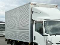 いすゞエルフアルミバン小型（2t・3t）[写真06]