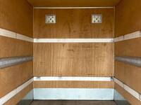 いすゞエルフアルミバン小型（2t・3t）[写真08]