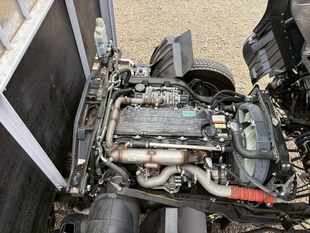 三菱ふそうファイターアルミブロック中型（4t）[写真15]