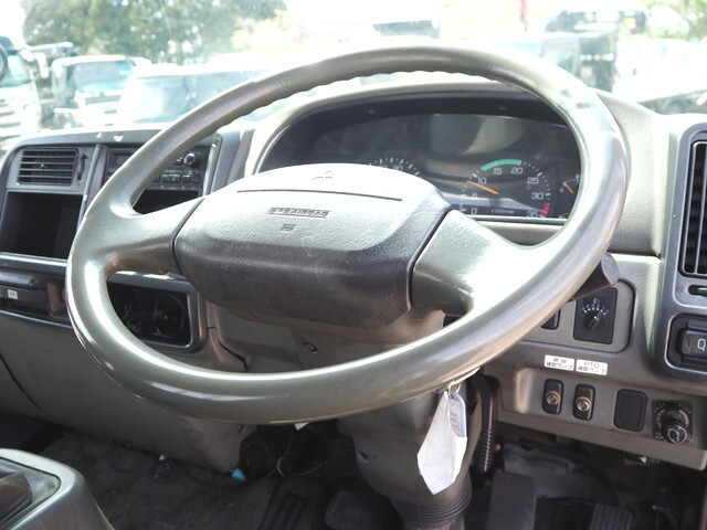 三菱ふそうファイターセーフティローダー中型（4t）[写真37]