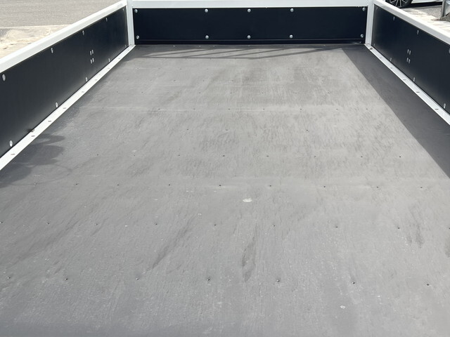 三菱ふそうキャンタークレーン4段小型（2t・3t）[写真12]