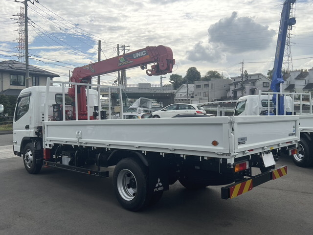 三菱ふそうキャンタークレーン4段小型（2t・3t）[写真02]