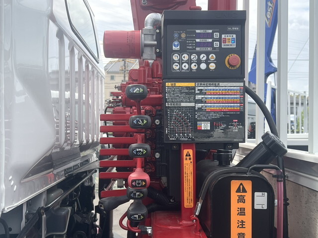 三菱ふそうキャンタークレーン4段小型（2t・3t）[写真20]