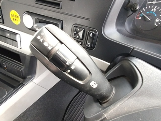 三菱ふそうスーパーグレートアルミブロック大型（10t）[写真28]