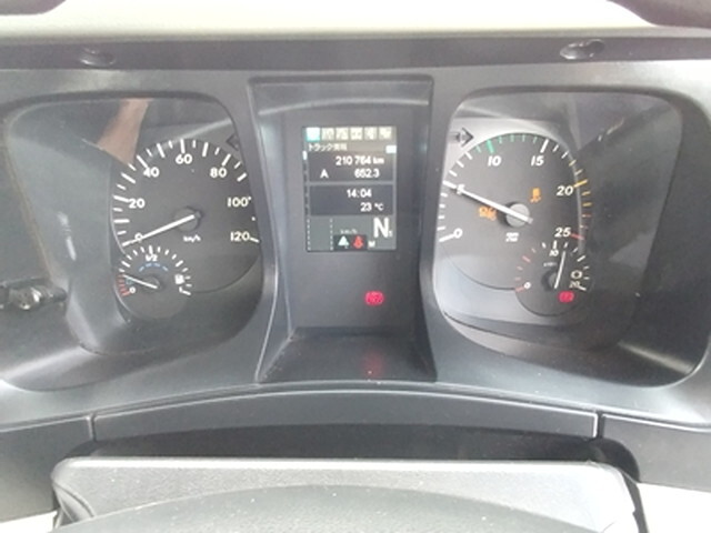 三菱ふそうスーパーグレートアルミブロック大型（10t）[写真29]